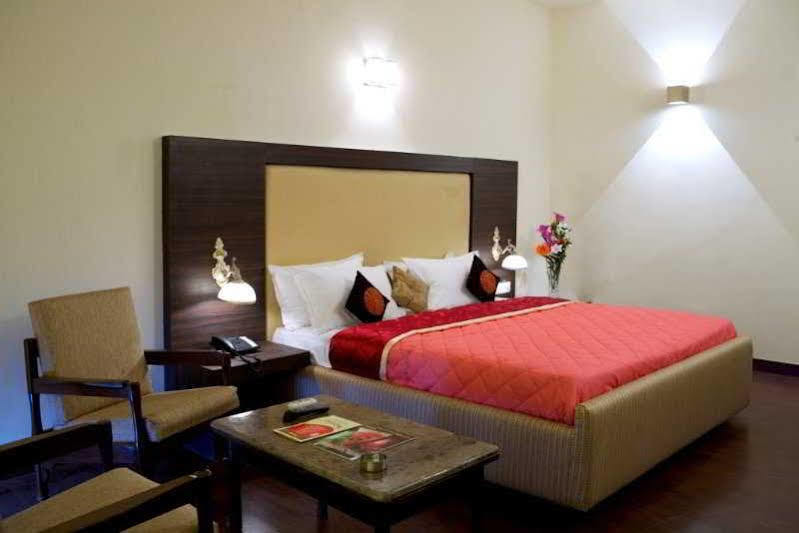 היידראבד Hotel Mandakini Jaya International מראה חיצוני תמונה