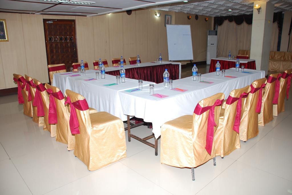 היידראבד Hotel Mandakini Jaya International מראה חיצוני תמונה