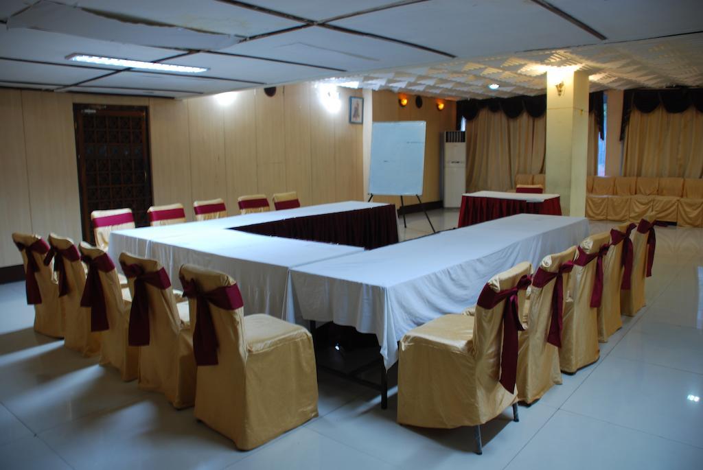 היידראבד Hotel Mandakini Jaya International מראה חיצוני תמונה
